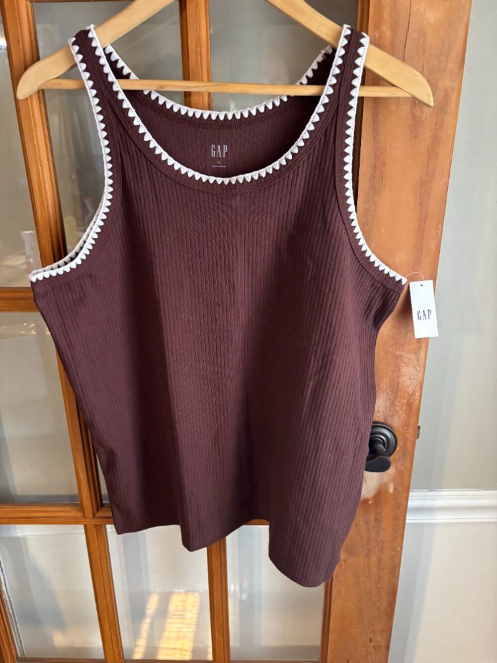 Gap Embroidered Ribbed tank Chocolate Brown/Cream SZ: XL